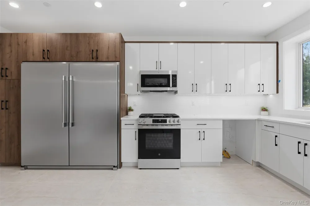 3 Valley Way #320 Spring Valley, NY 10977