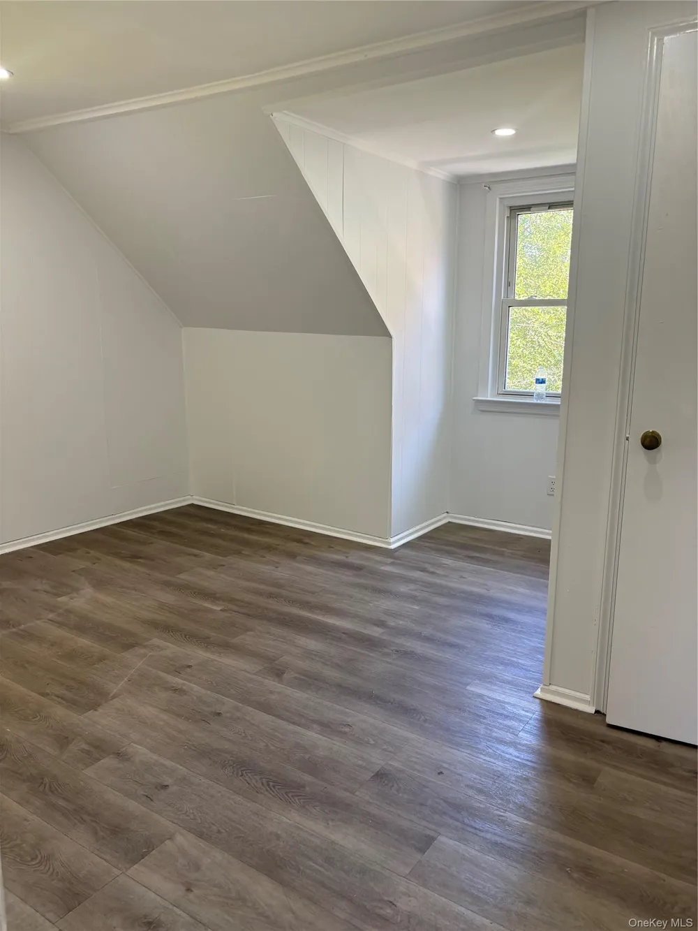 81 Gerard Avenue New Hyde Park, NY 11040