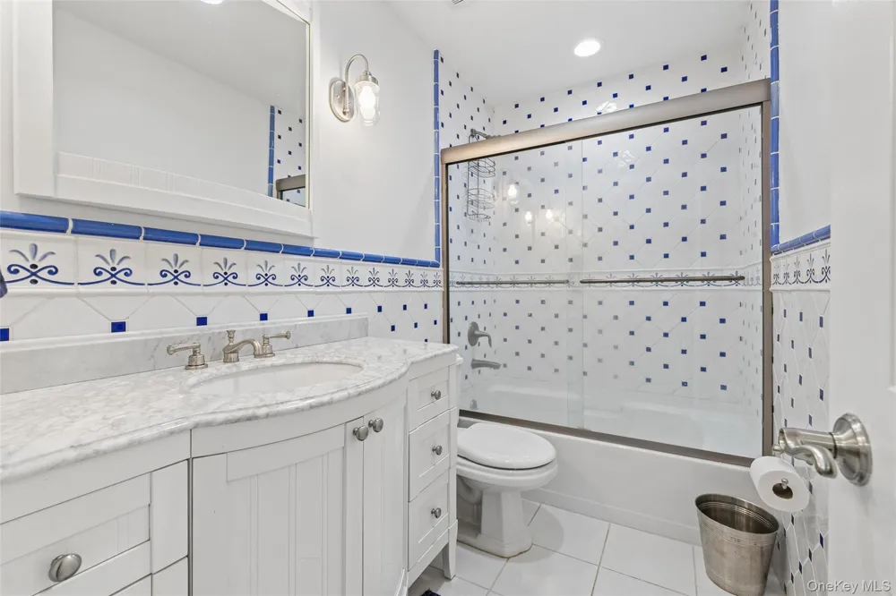 3013 Mitchell Road Westhampton Beach, NY 11978