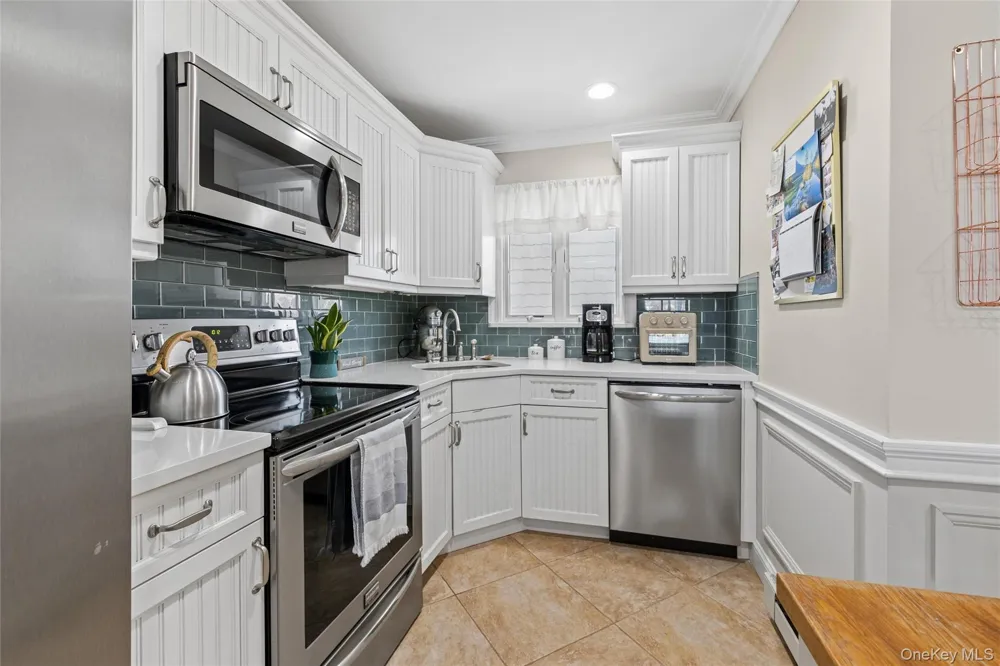 3013 Mitchell Road Westhampton Beach, NY 11978