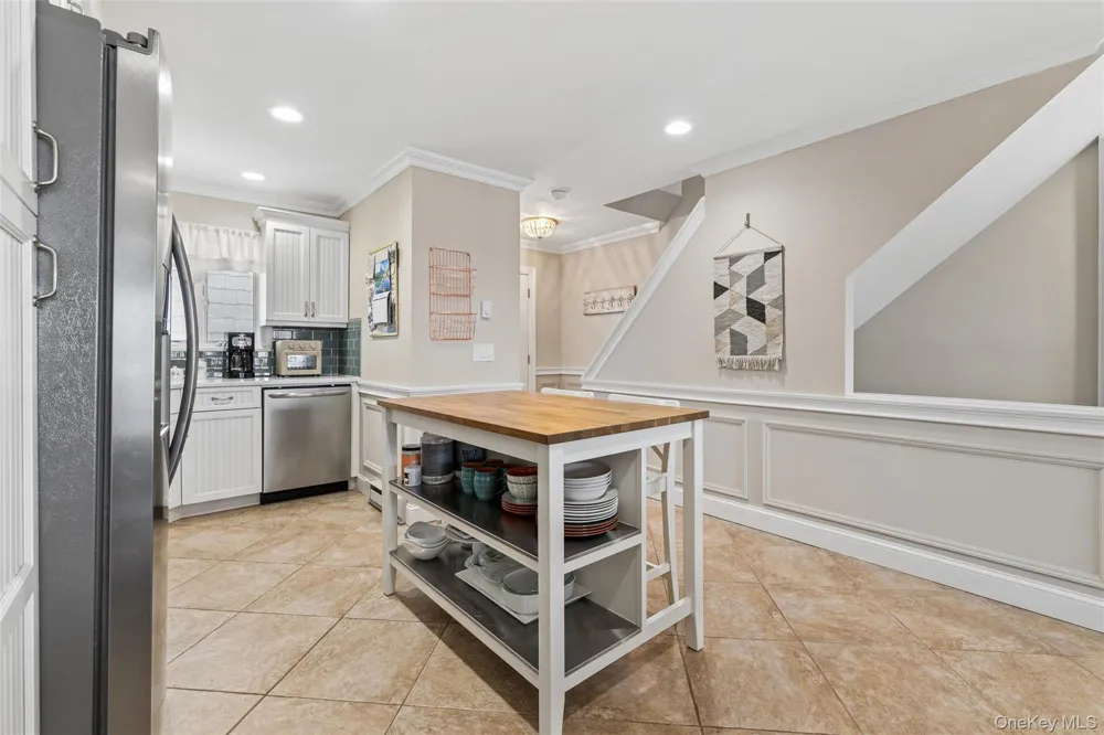3013 Mitchell Road Westhampton Beach, NY 11978