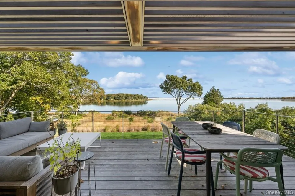 1080 Springs Fireplace Road East Hampton, NY 11937