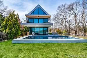 1080 Springs Fireplace Road East Hampton, NY 11937