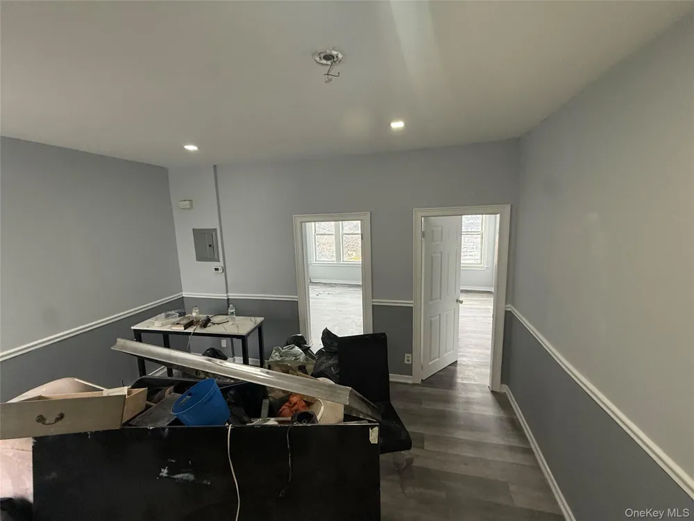 21157 Jamaica Avenue #2F Queens Village, NY 11428
