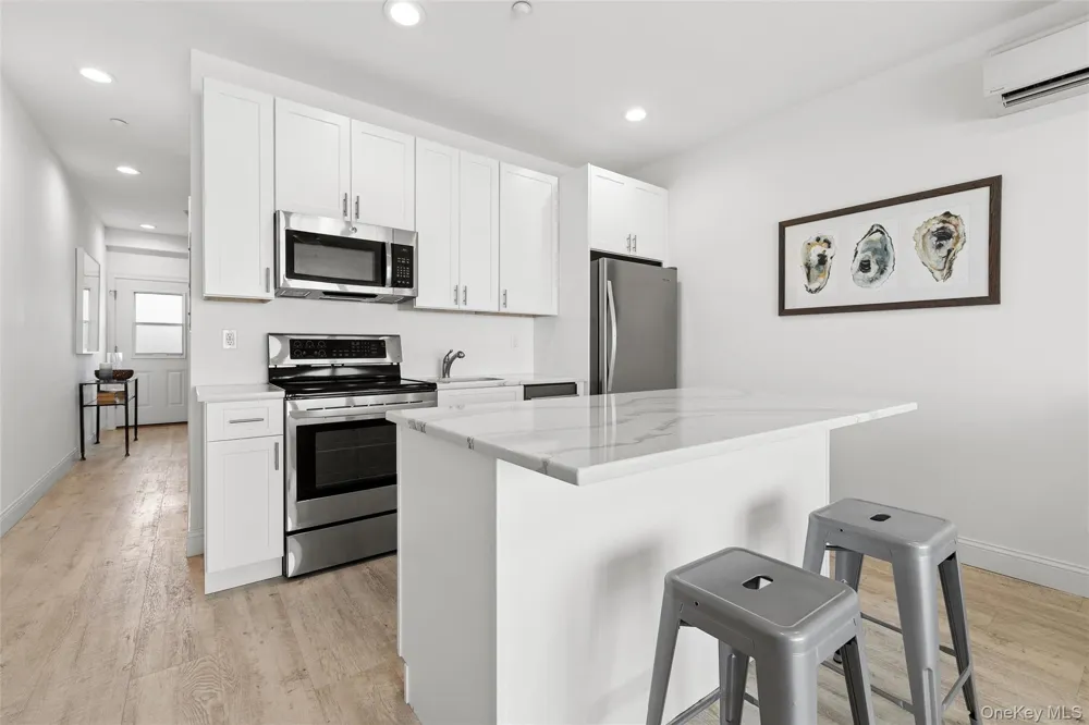 473 Dune Road #6A Westhampton Beach, NY 11978
