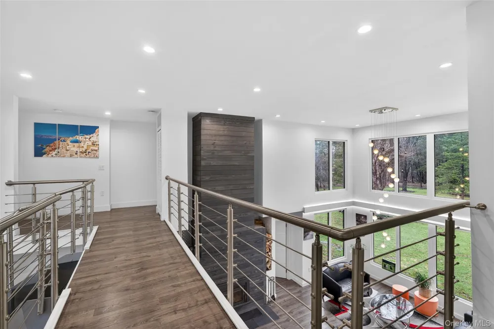 41 Sand Hill Lane Florida, NY 10921