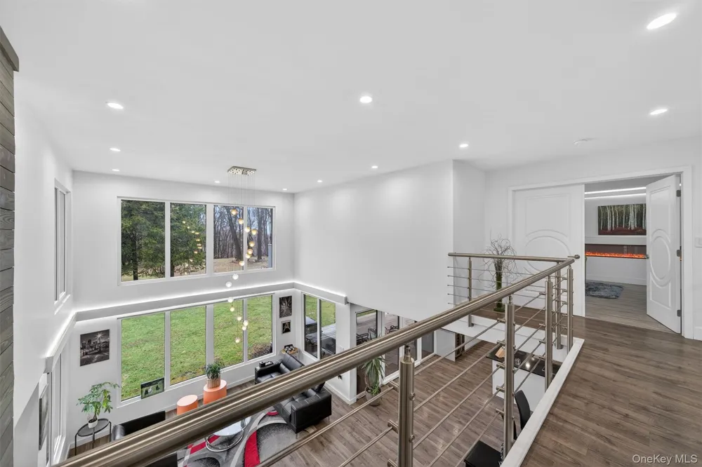 41 Sand Hill Lane Florida, NY 10921