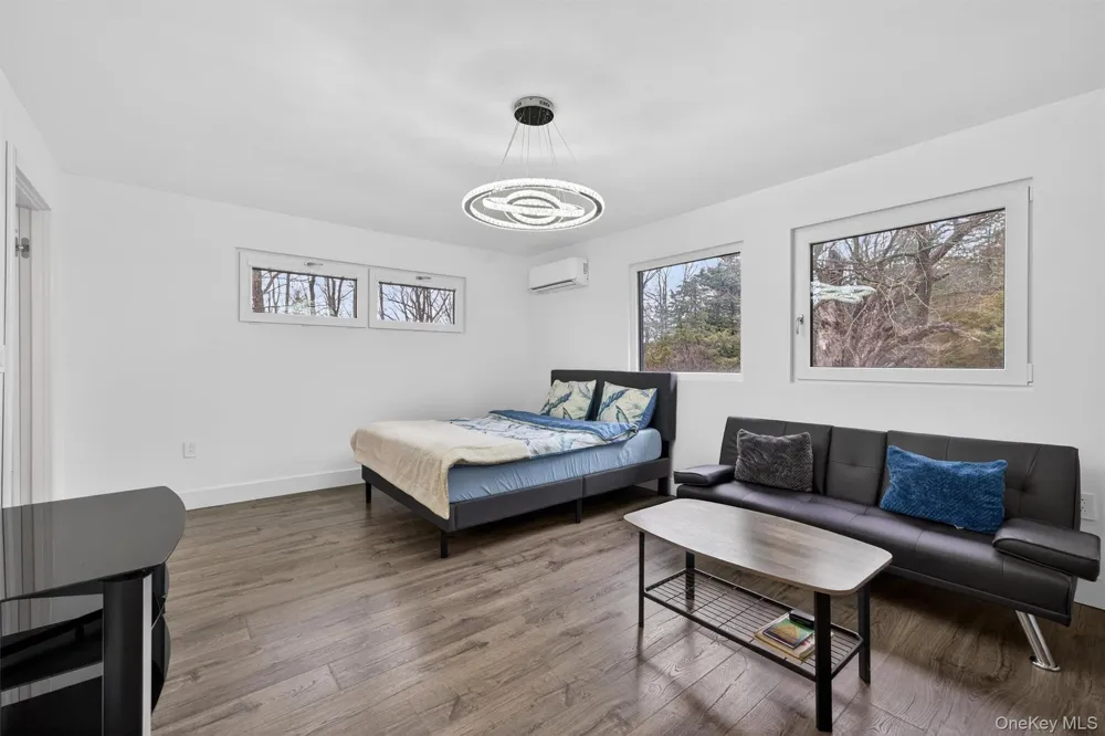 41 Sand Hill Lane Florida, NY 10921