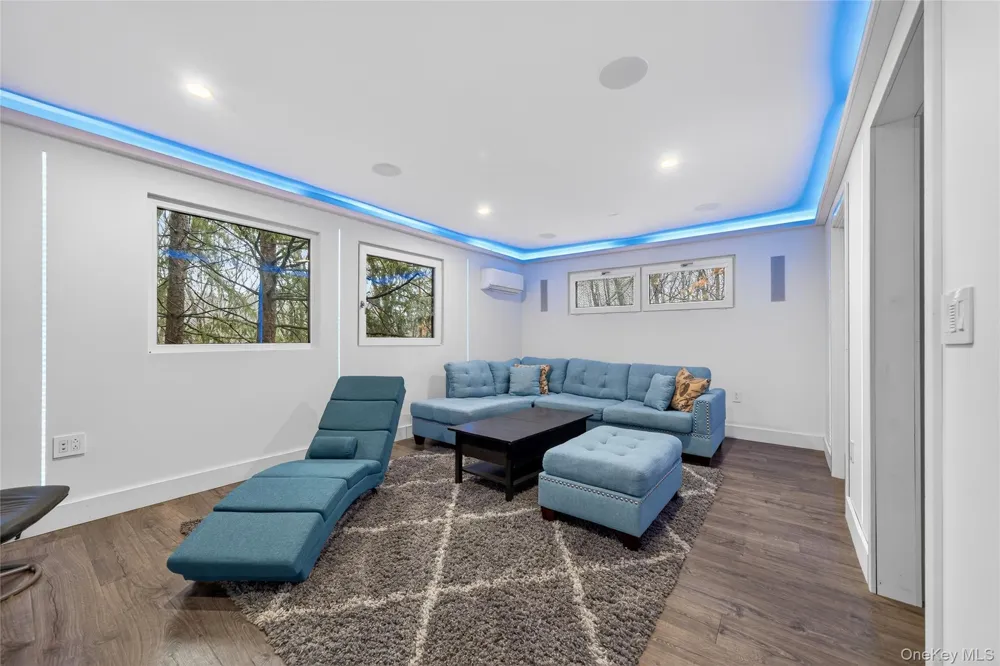 41 Sand Hill Lane Florida, NY 10921