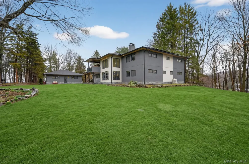 41 Sand Hill Lane Florida, NY 10921