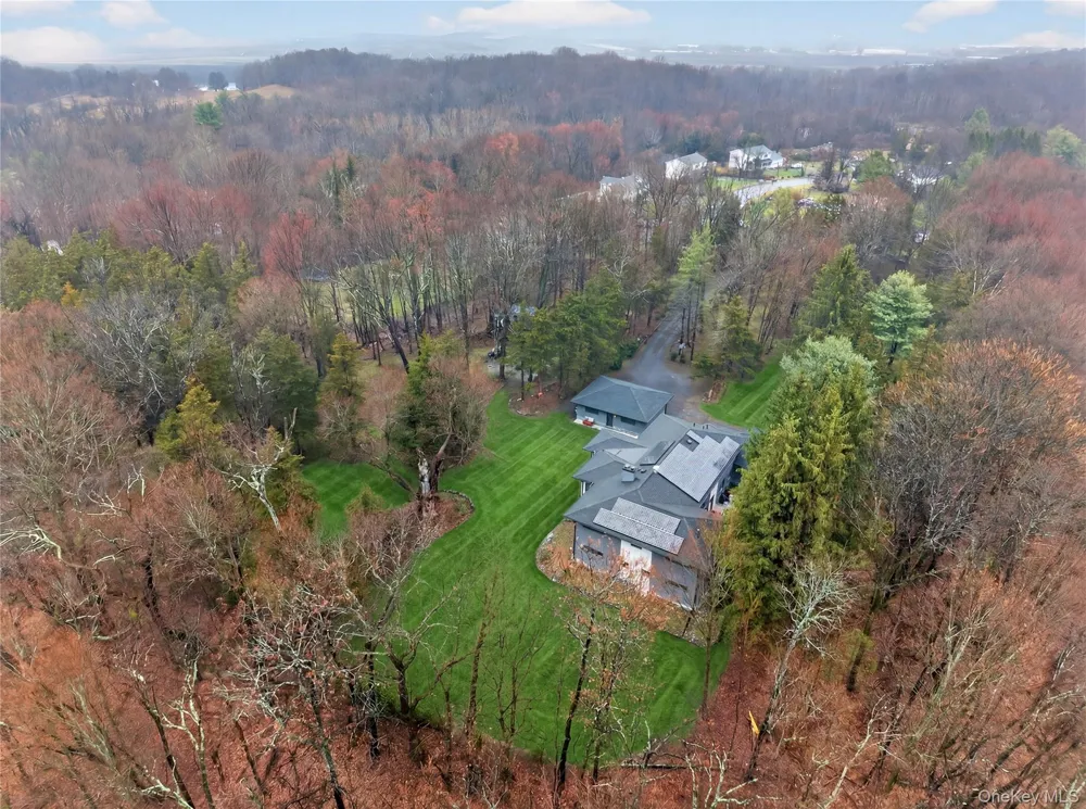 41 Sand Hill Lane Florida, NY 10921