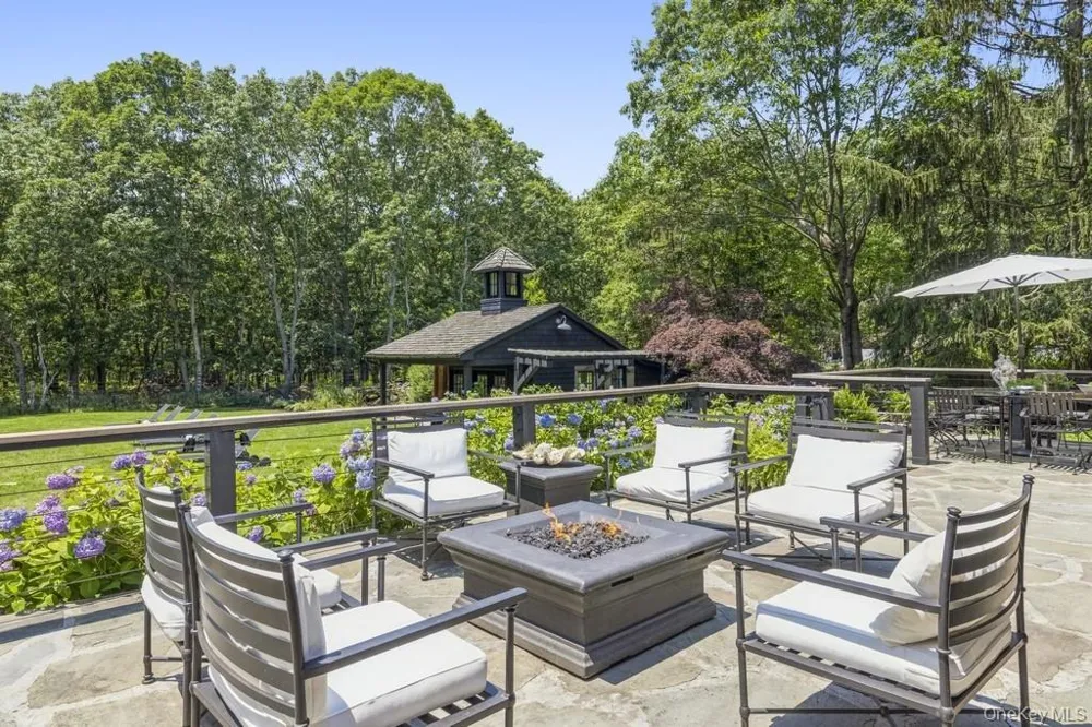 90 Denise Street Sag Harbor, NY 11963