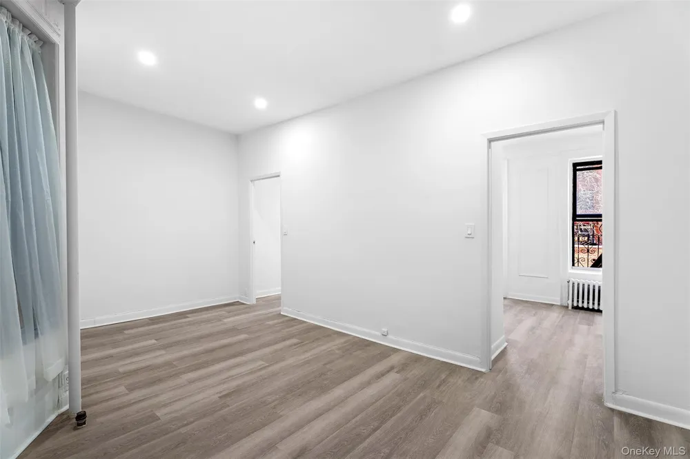 246 E 51st Street #8 New York (Manhattan), NY 10022