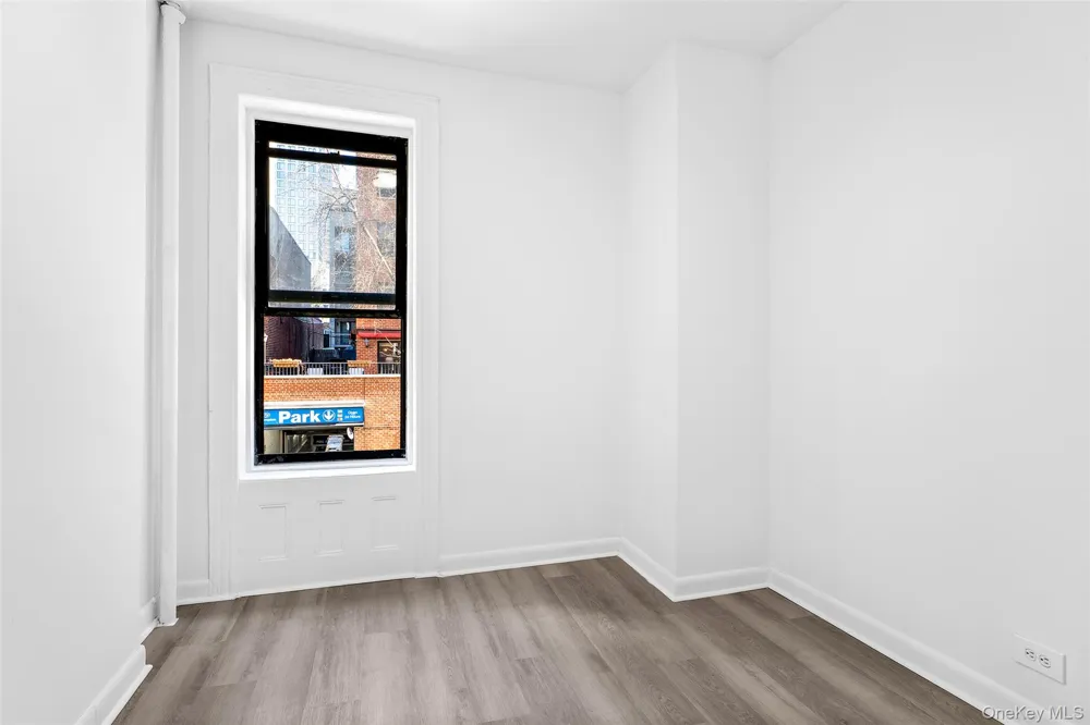 246 E 51st Street #8 New York (Manhattan), NY 10022