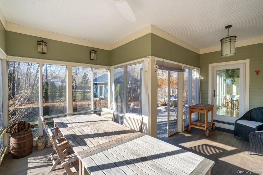 460 Bay Avenue East Marion, NY 11939
