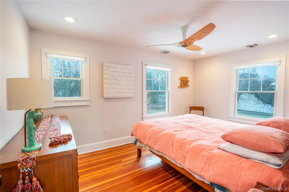 460 Bay Avenue East Marion, NY 11939
