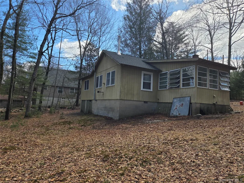 10 Mountain Top Lane Huguenot, NY 12746