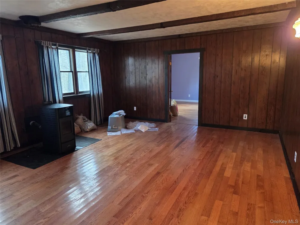 10 Mountain Top Lane Huguenot, NY 12746