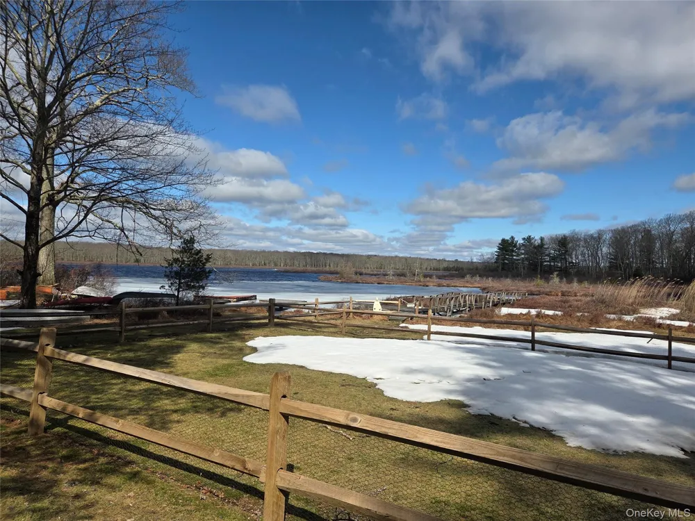 10 Mountain Top Lane Huguenot, NY 12746