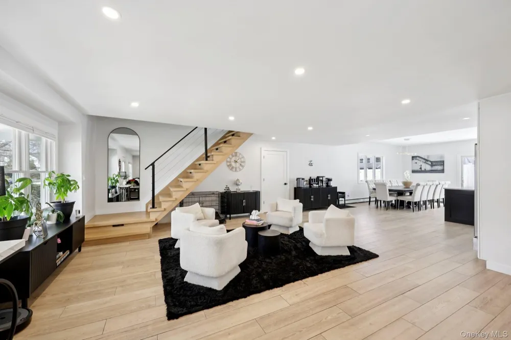 1361 Kew Avenue Hewlett, NY 11557