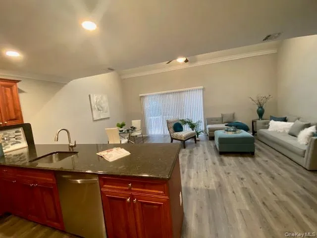 40 Neal #40 Setauket, NY 11733