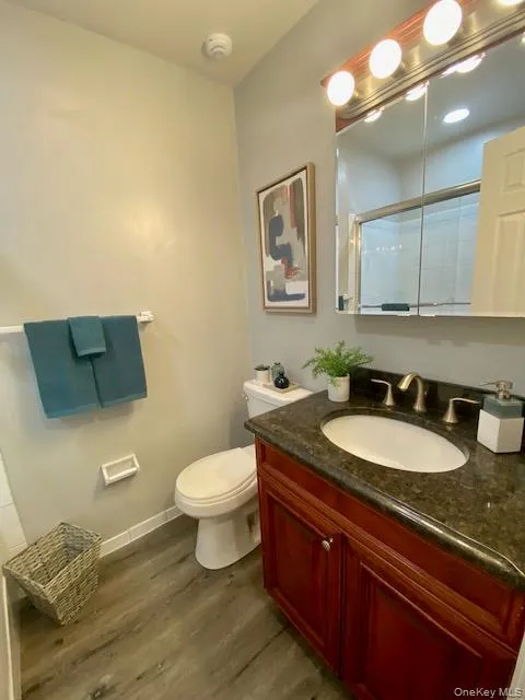 40 Neal #40 Setauket, NY 11733
