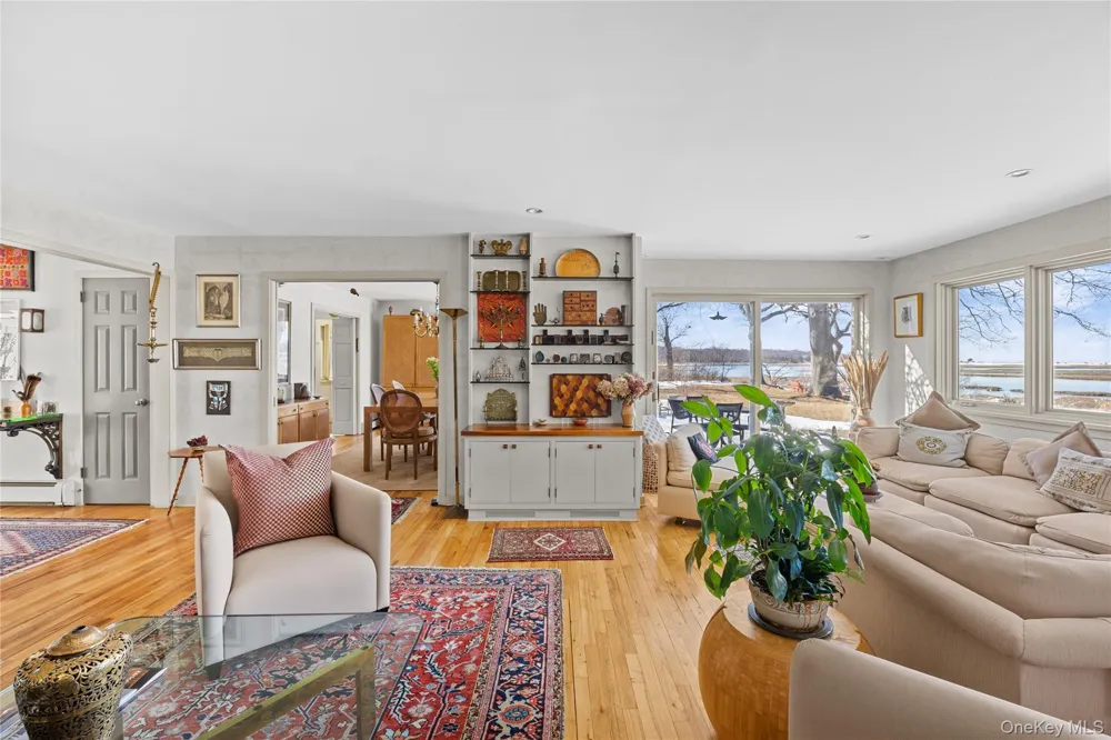 5 Shore Drive Setauket, NY 11733