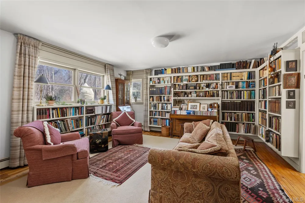 5 Shore Drive Setauket, NY 11733