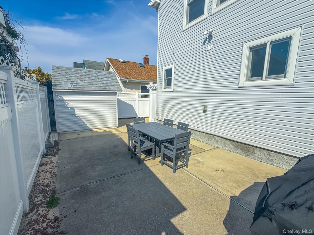 97 Cedarhurst Avenue Point Lookout, NY 11569