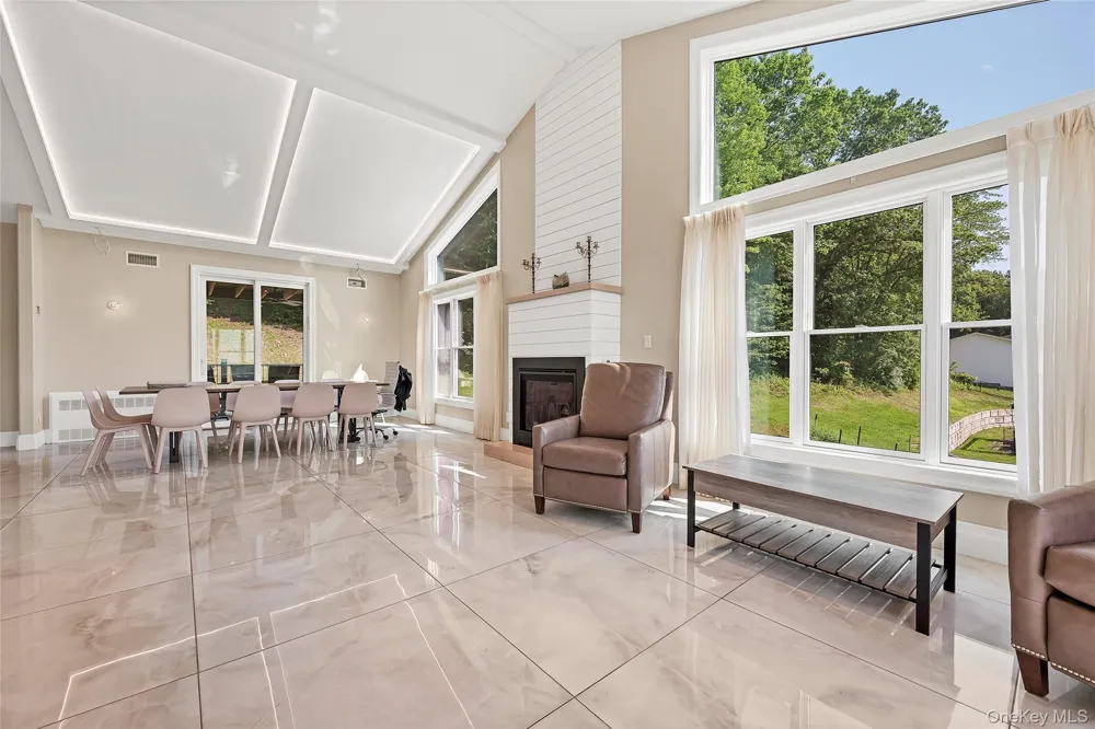 31 Walnut Ridge Lane Bloomingburg, NY 12721