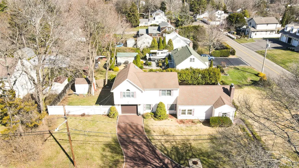 43 Fort Hill Road Huntington, NY 11743