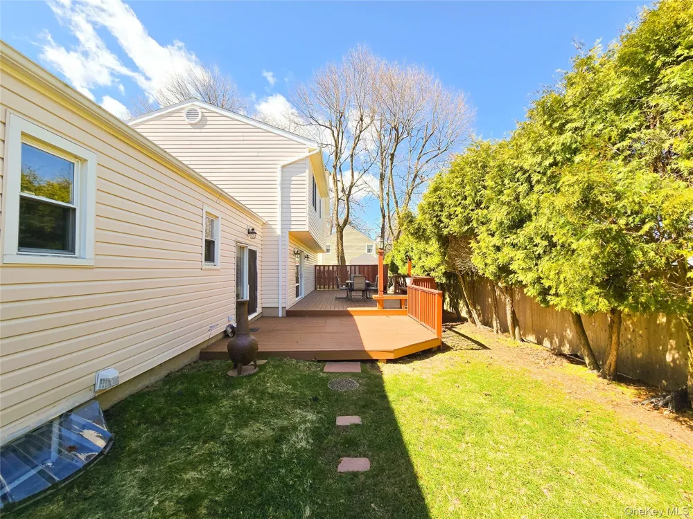 43 Fort Hill Road Huntington, NY 11743