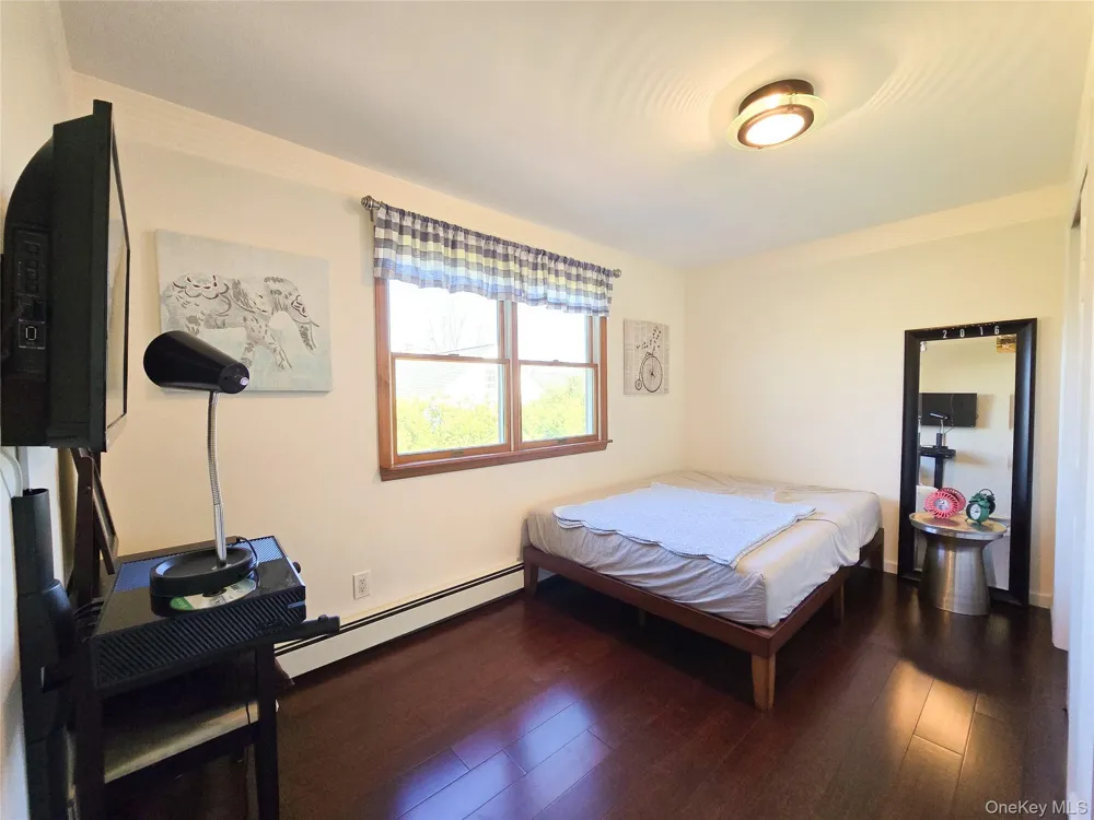43 Fort Hill Road Huntington, NY 11743