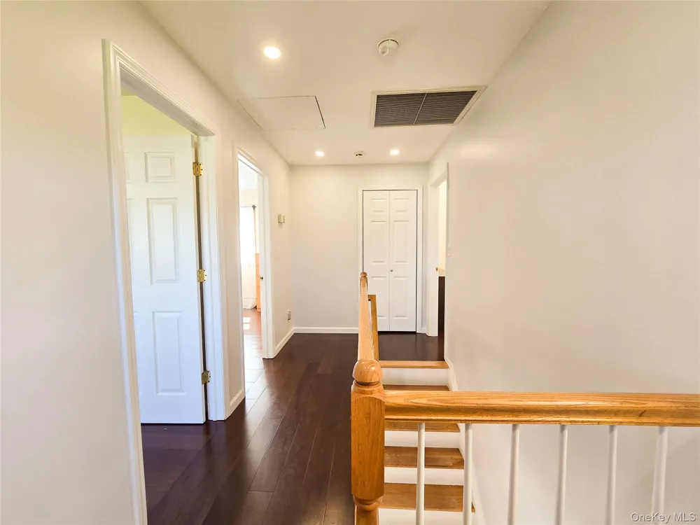 43 Fort Hill Road Huntington, NY 11743