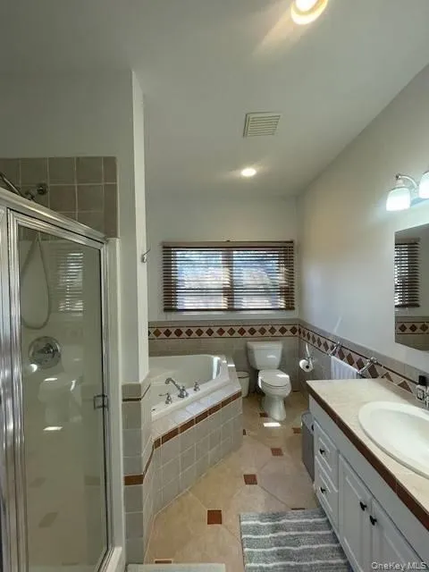 35 Maple Street Westhampton Beach, NY 11978