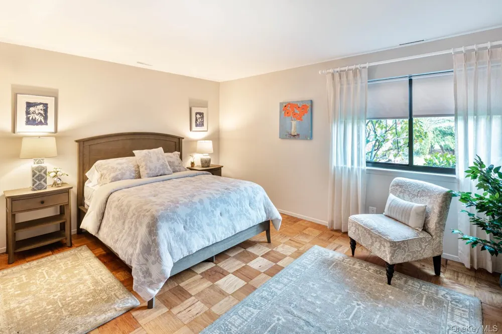 44 Route 25 A #113 Smithtown, NY 11787
