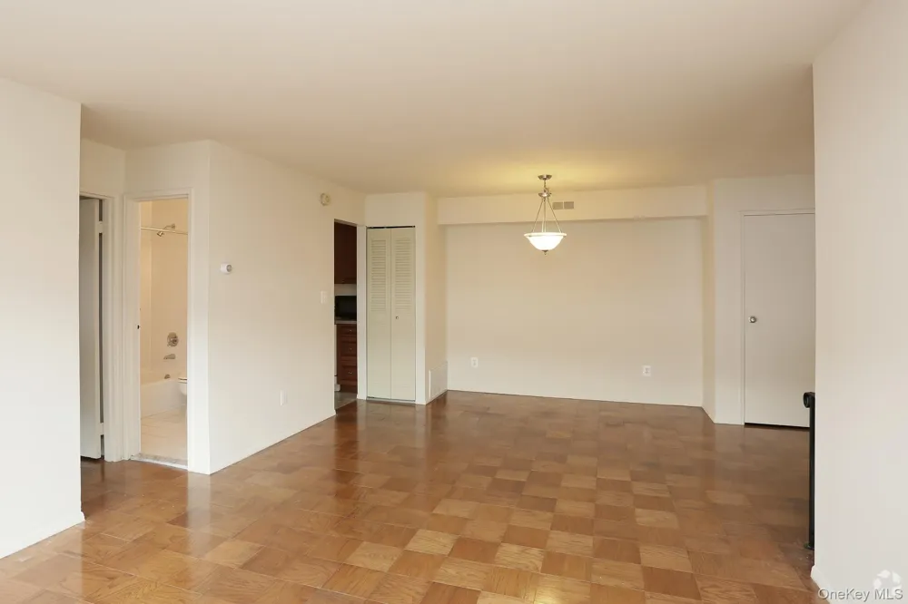 44 Route 25 A #405 Smithtown, NY 11787
