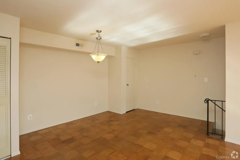 44 Route 25 A #405 Smithtown, NY 11787