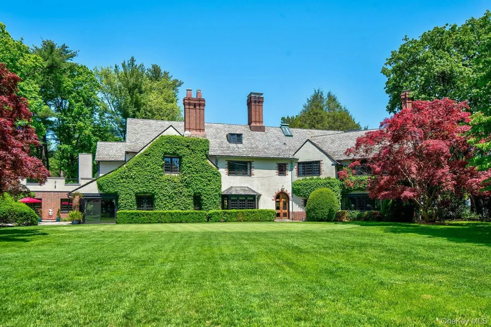 95 Piping Rock Road Locust Valley, NY 11560