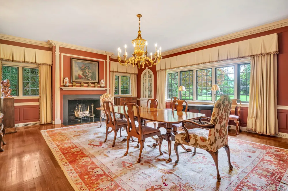 95 Piping Rock Road Locust Valley, NY 11560