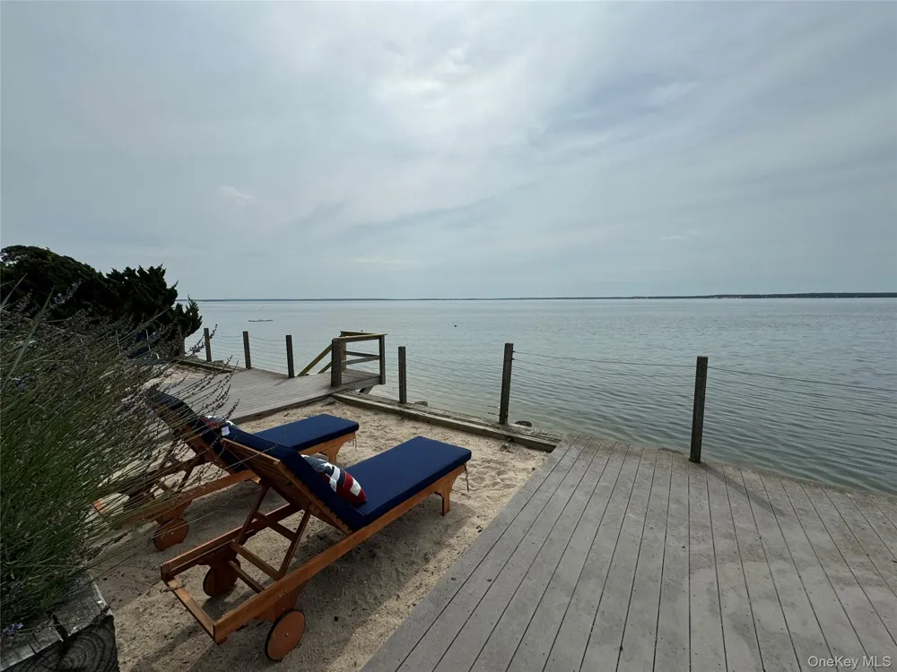 1429 Peconic Bay Boulevard Jamesport, NY 11947