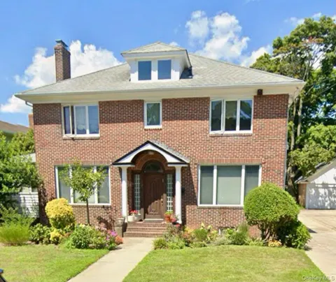 128 Hards Lane
