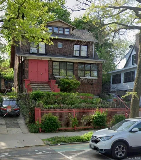1876 University Avenue