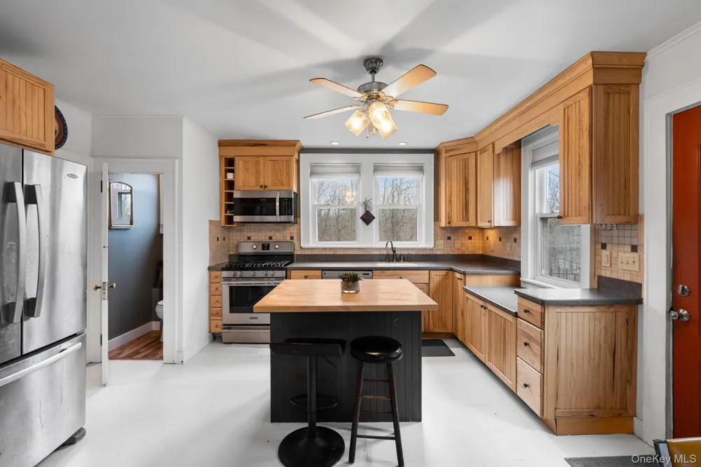 4721 State Route 9G Germantown, NY 12526