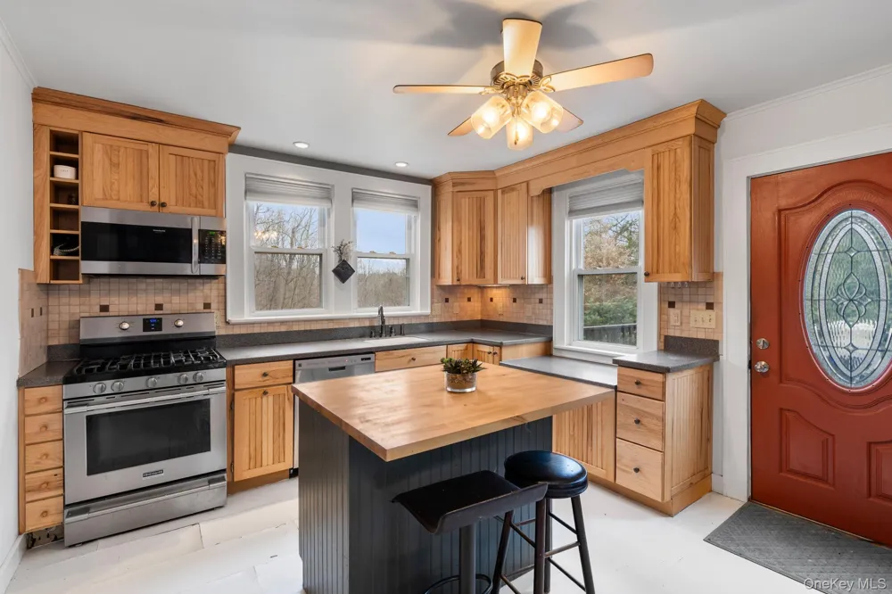 4721 State Route 9G Germantown, NY 12526