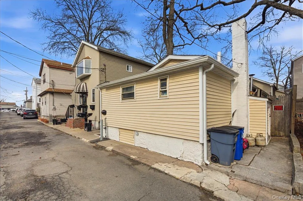 133B Edgewater Park #133B Bronx, NY 10465