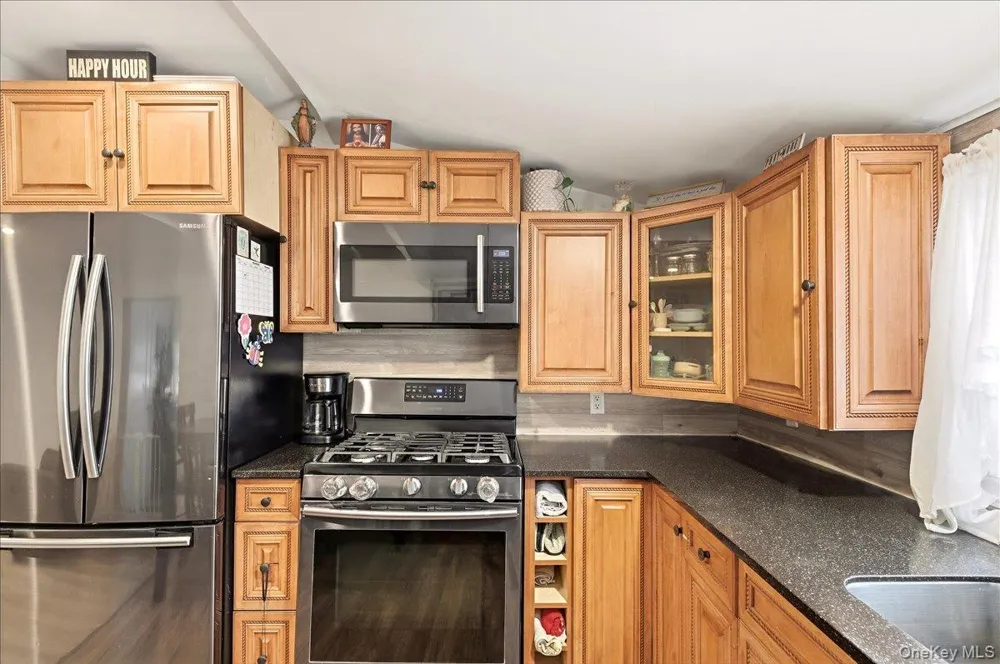133B Edgewater Park #133B Bronx, NY 10465