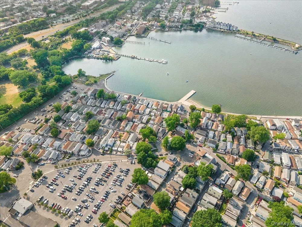 133B Edgewater Park #133B Bronx, NY 10465