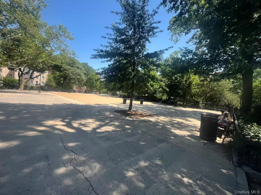 116 Pinehurst Avenue #C21 New York (Manhattan), NY 10033