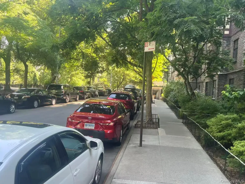 116 Pinehurst Avenue #C21 New York (Manhattan), NY 10033